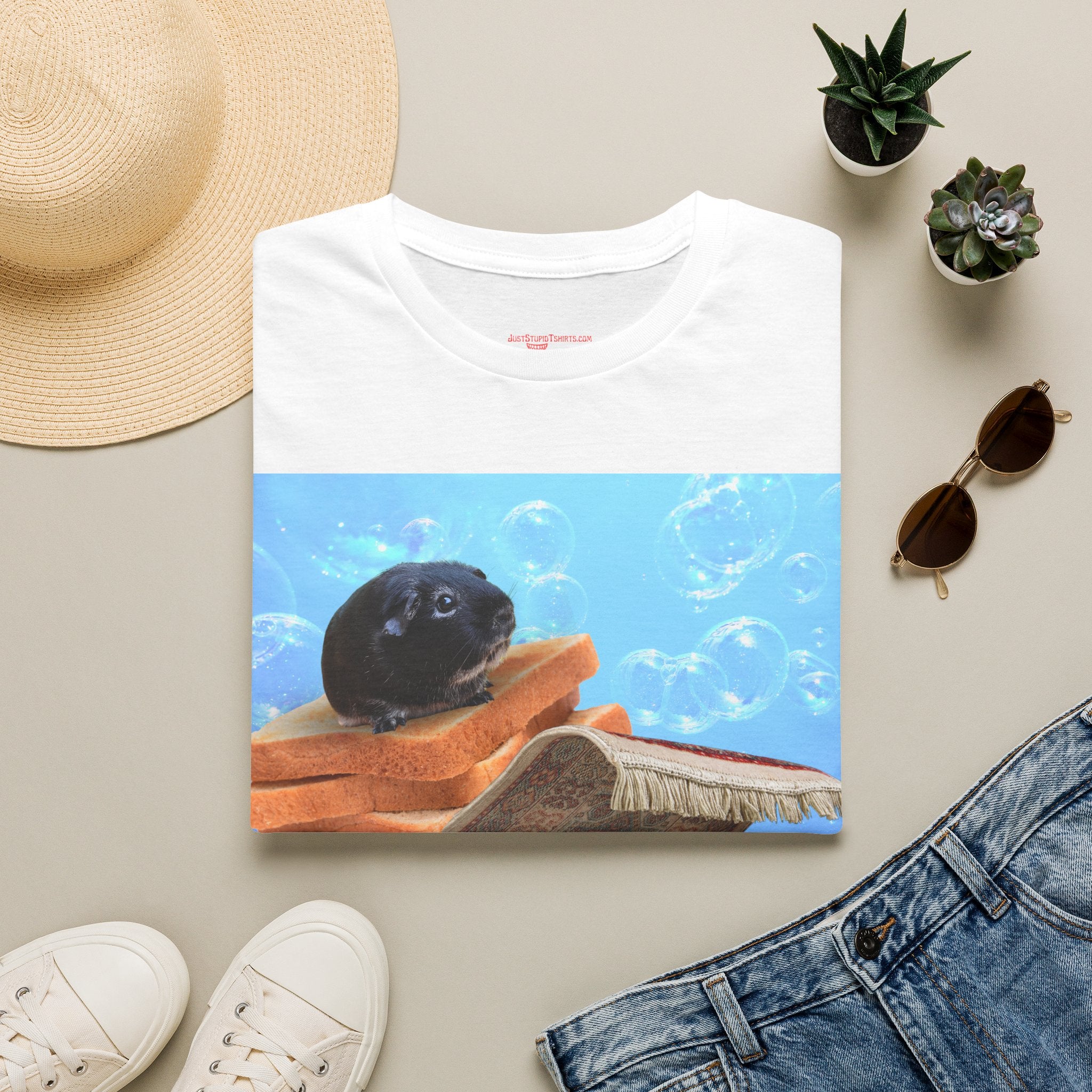 Bubbles the  Guinea Pig on Toast- Kid gift for youth, artists, animal lovers - funny tshirt illustrated