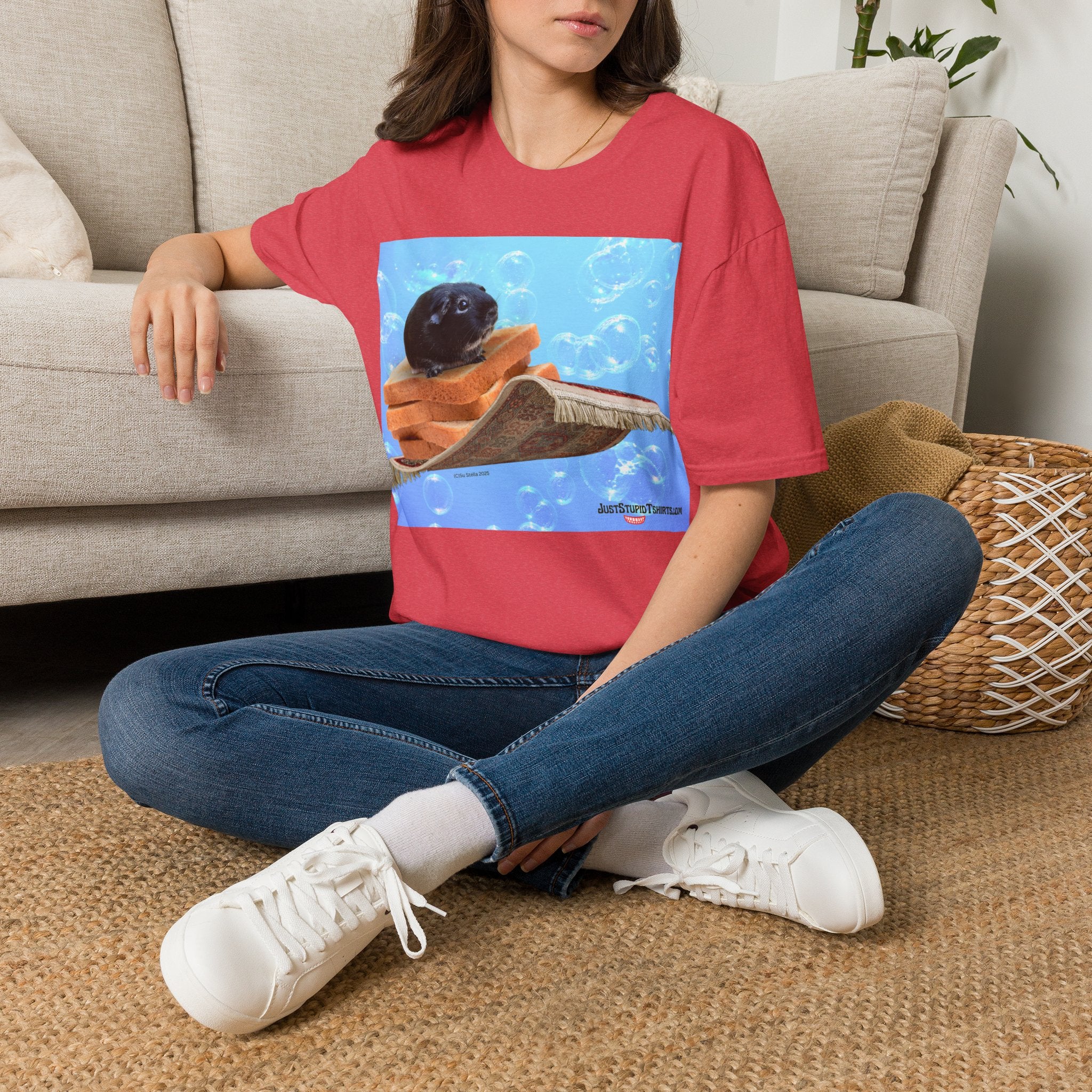 Bubbles the  Guinea Pig on Toast- Kid gift for youth, artists, animal lovers - funny tshirt illustrated