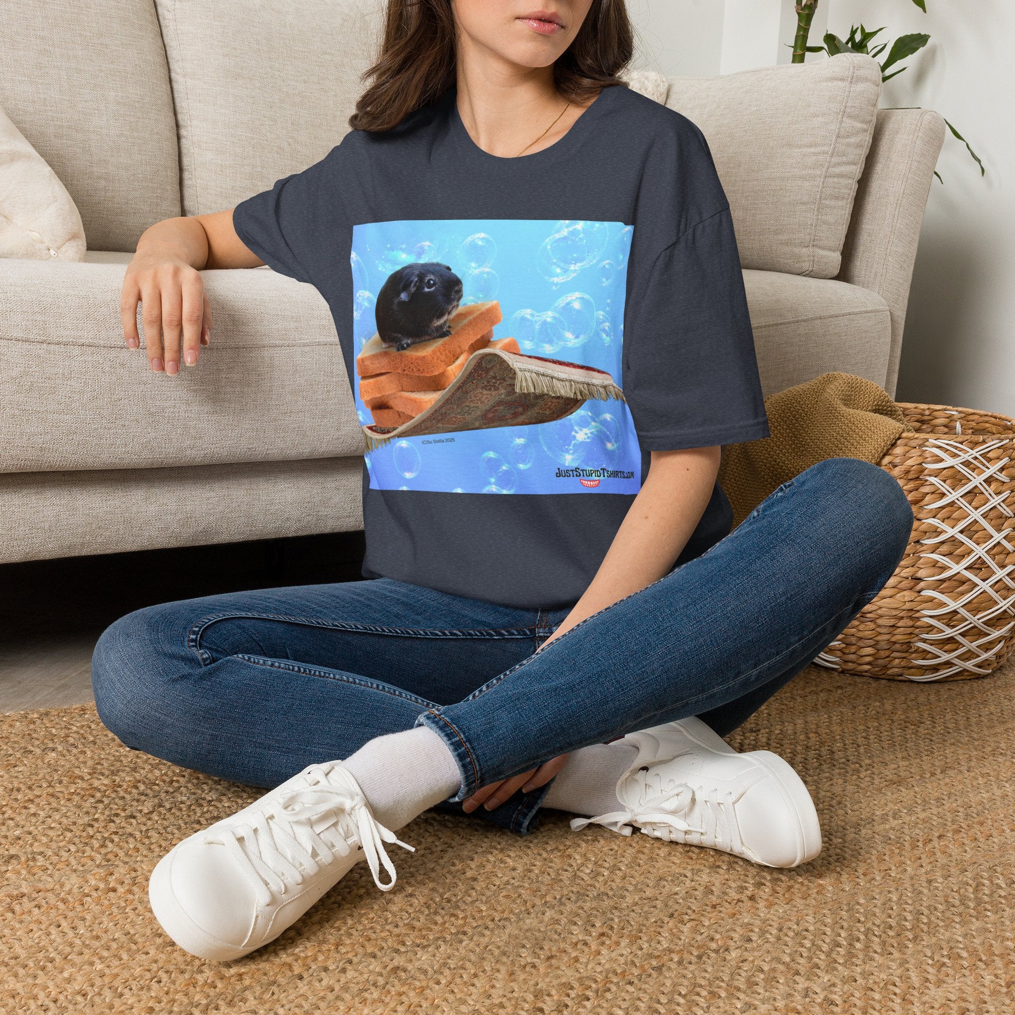 Bubbles the  Guinea Pig on Toast- Kid gift for youth, artists, animal lovers - funny tshirt illustrated