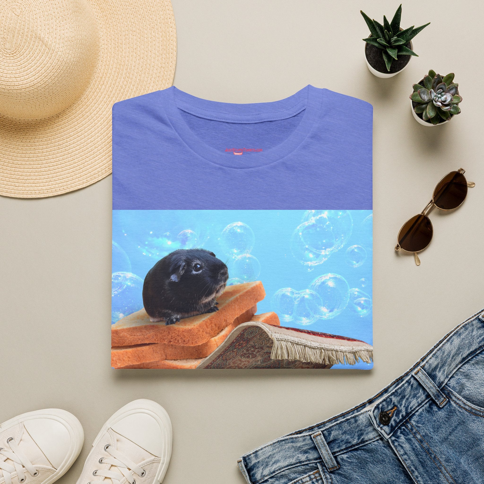Bubbles the  Guinea Pig on Toast- Kid gift for youth, artists, animal lovers - funny tshirt illustrated