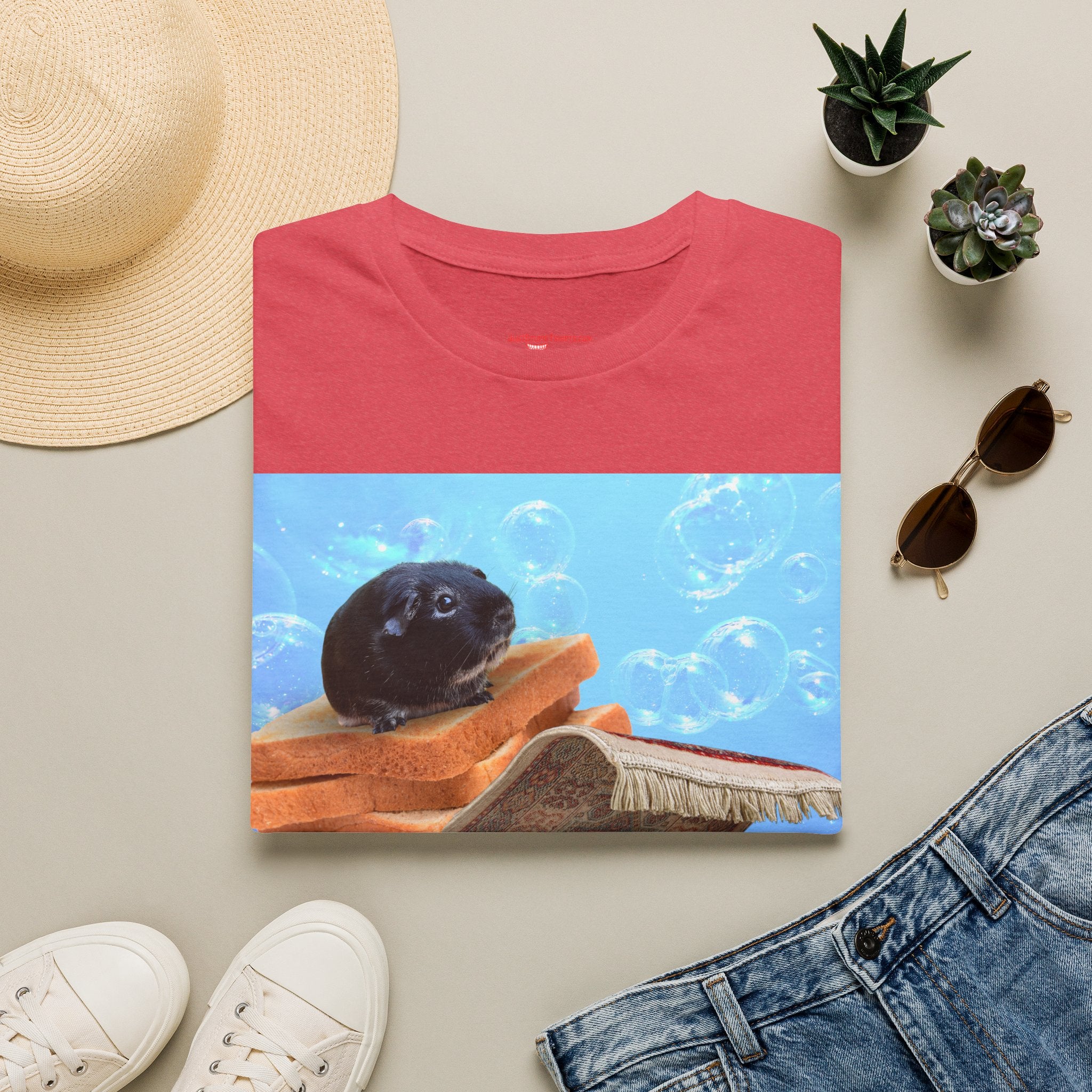 Bubbles the  Guinea Pig on Toast- Kid gift for youth, artists, animal lovers - funny tshirt illustrated