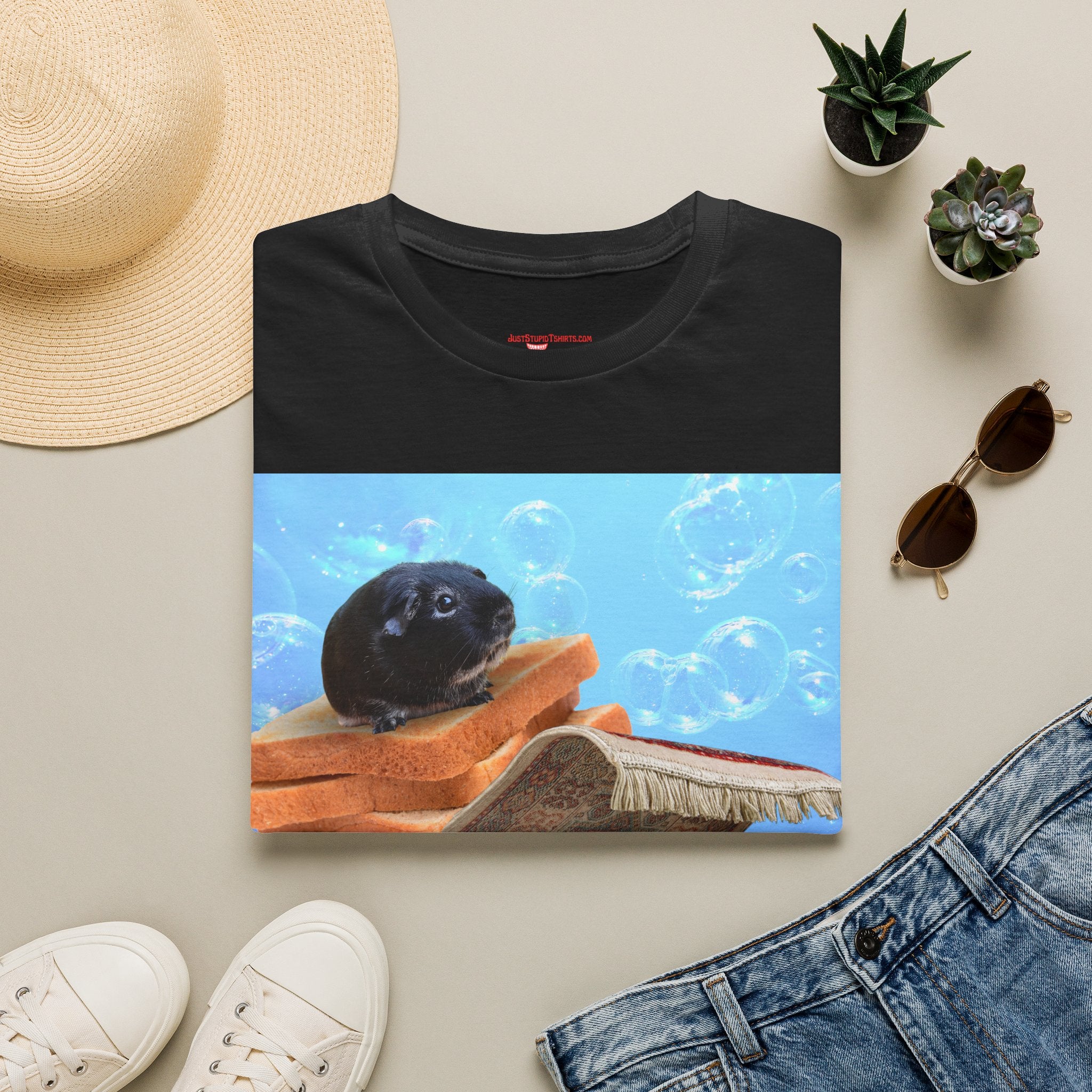 Bubbles the  Guinea Pig on Toast- Kid gift for youth, artists, animal lovers - funny tshirt illustrated